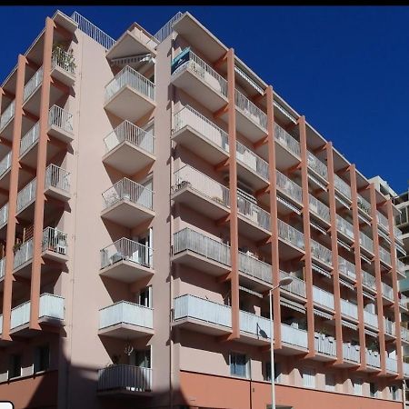 Spacious Apartment In The Heart Of Juan Les Pins ! Bagian luar foto